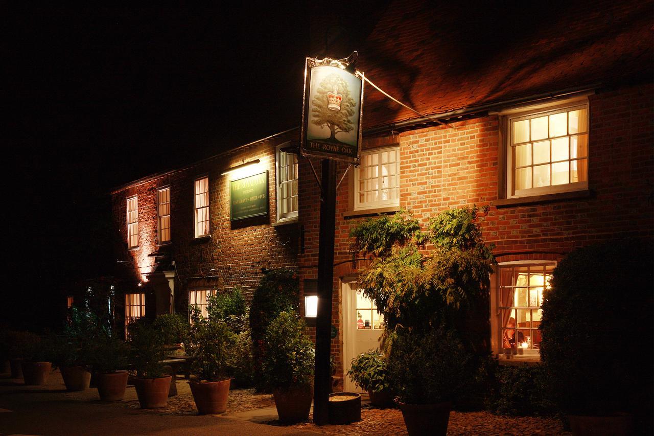 The Royal Oak, Yattendon Frilsham Ngoại thất bức ảnh