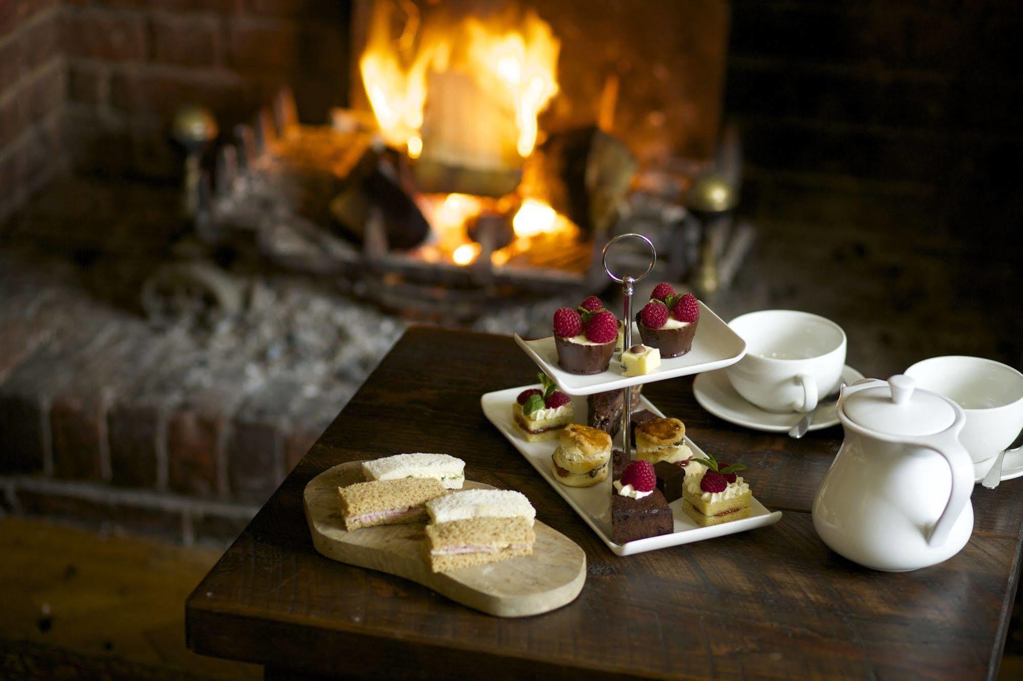 The Royal Oak, Yattendon Frilsham Ngoại thất bức ảnh